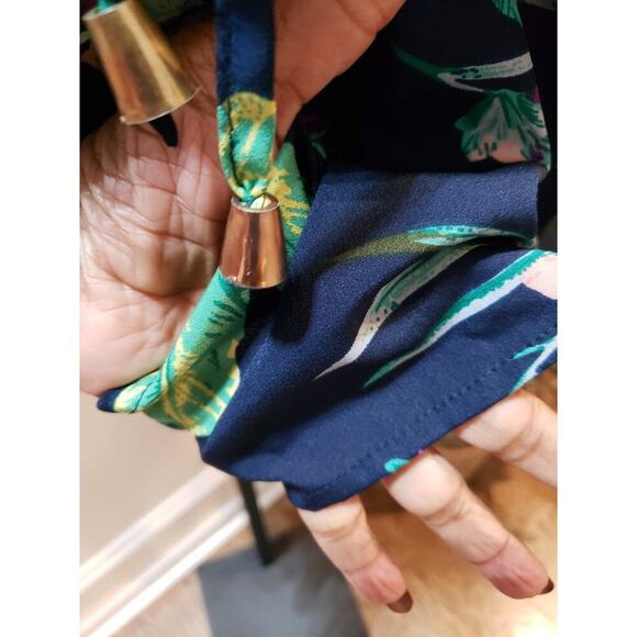 Hint of Blush Women's Off-Shoulder Floral Romper Size M Navy 100% Polyester - Picture 7 of 11